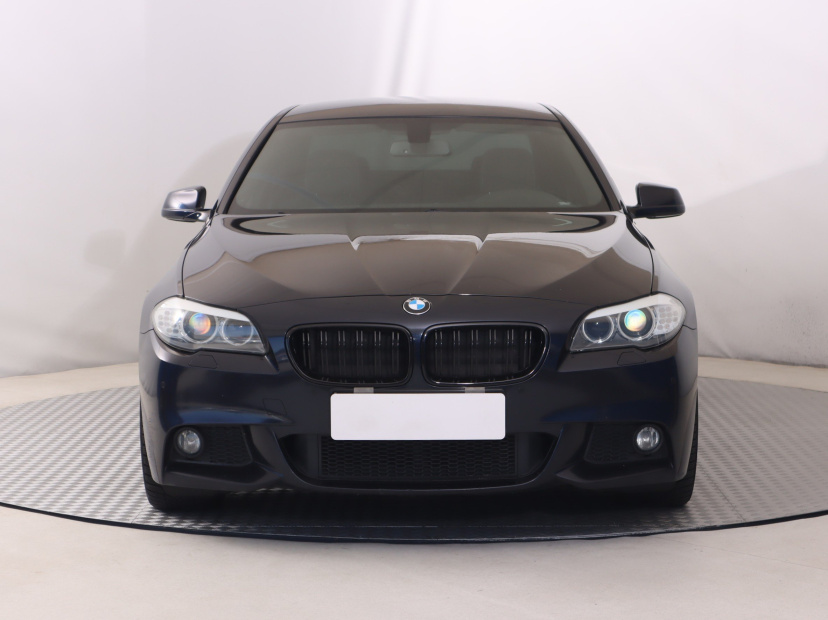 BMW 5, 2013