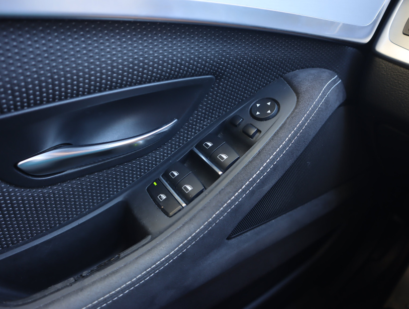 BMW 5, 2013