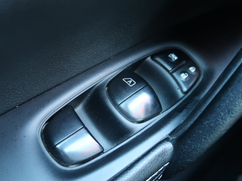 Nissan Qashqai, 2015