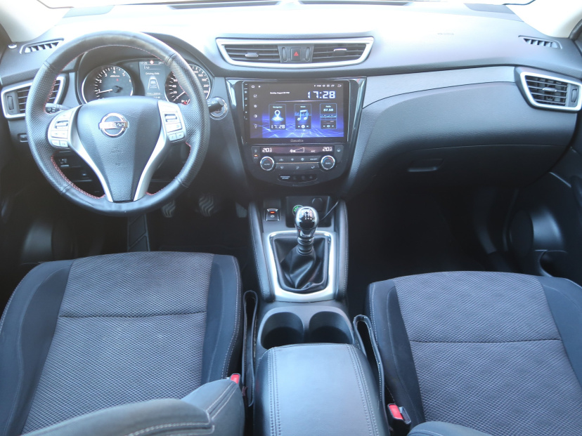 Nissan Qashqai, 2015