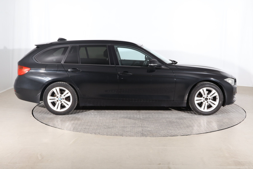 BMW 3, 2015