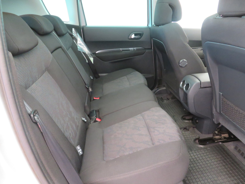 Peugeot 3008, 2010