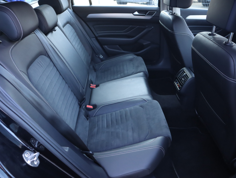 Volkswagen Passat, 2023