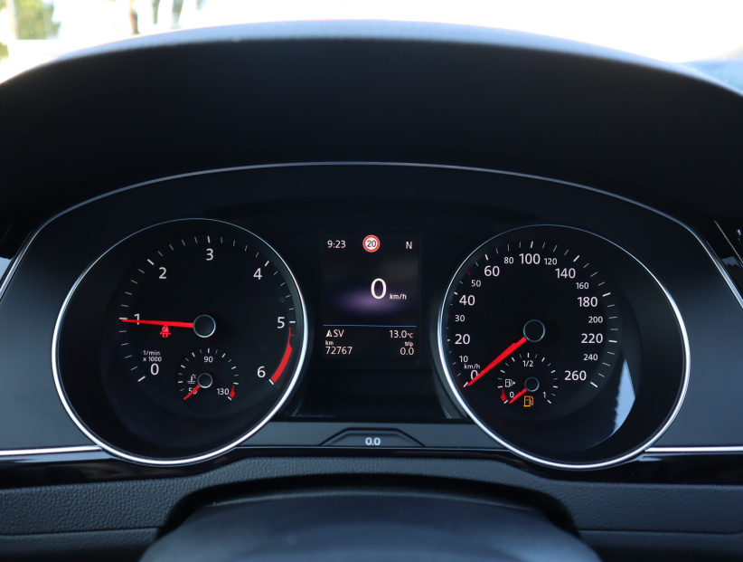 Volkswagen Passat, 2023
