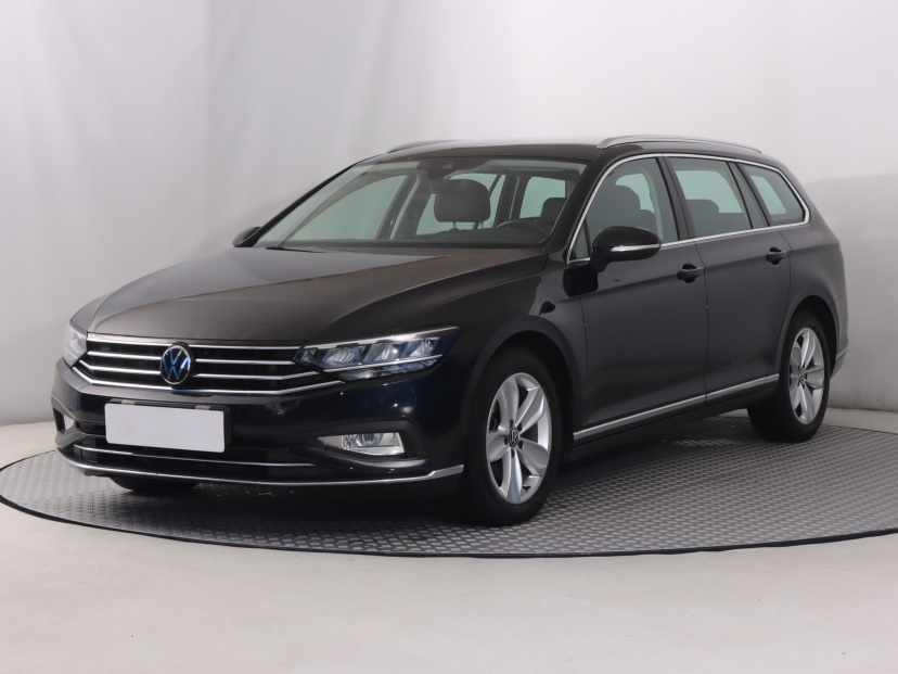 Volkswagen Passat, 2023