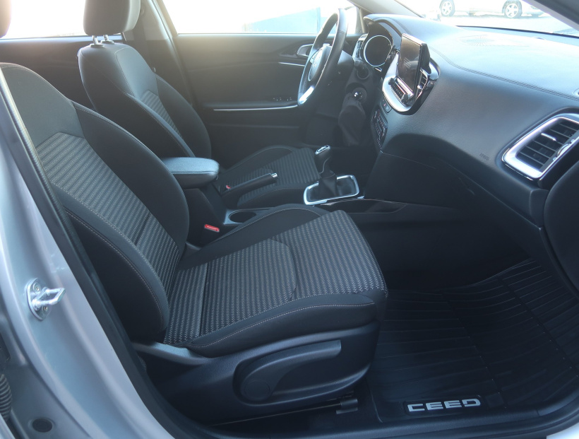 Kia Ceed, 2024