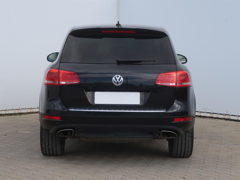 Volkswagen Touareg, 2010