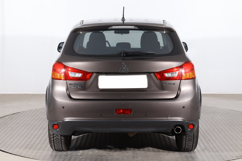 Mitsubishi ASX, 2015