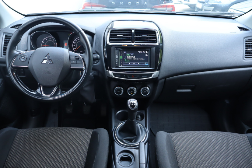 Mitsubishi ASX, 2015
