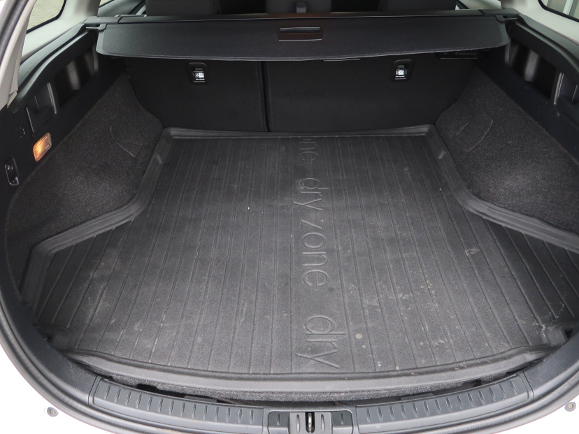 Toyota Auris, 2013