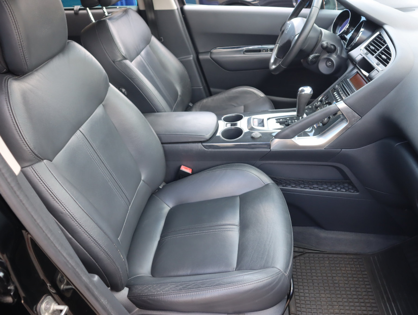 Peugeot 3008, 2010