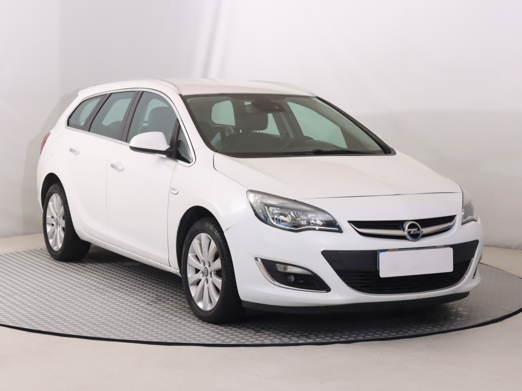 Opel Astra, 2013