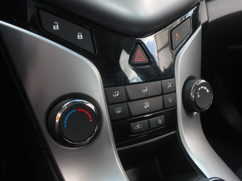 Chevrolet Cruze, 2012