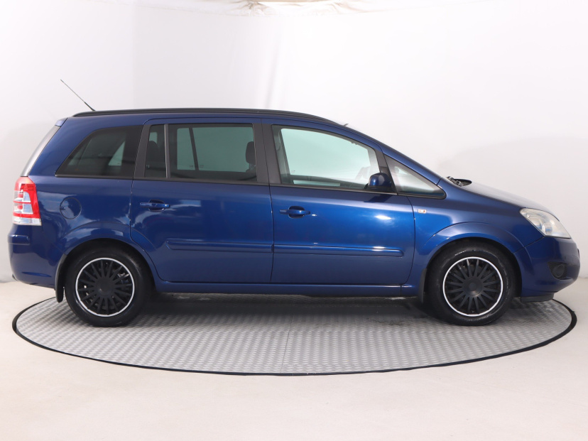 Opel Zafira, 2009