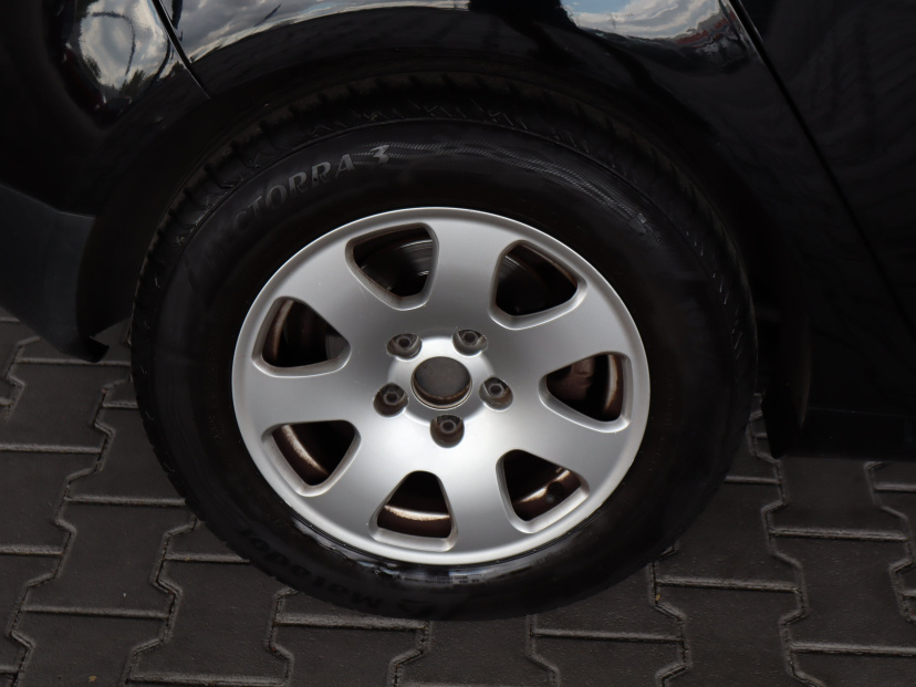 Volkswagen Golf, 2005