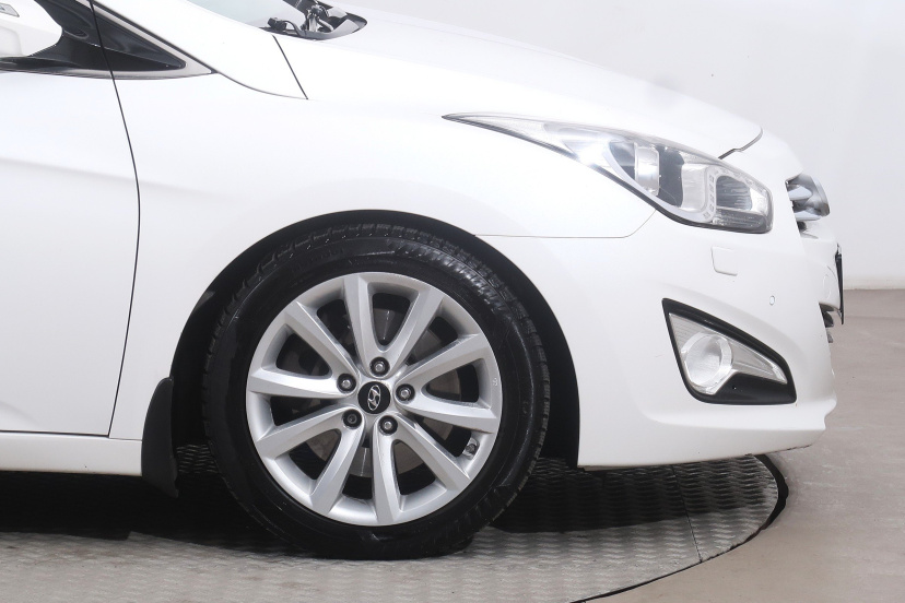 Hyundai i40, 2013