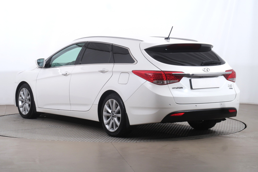 Hyundai i40, 2013