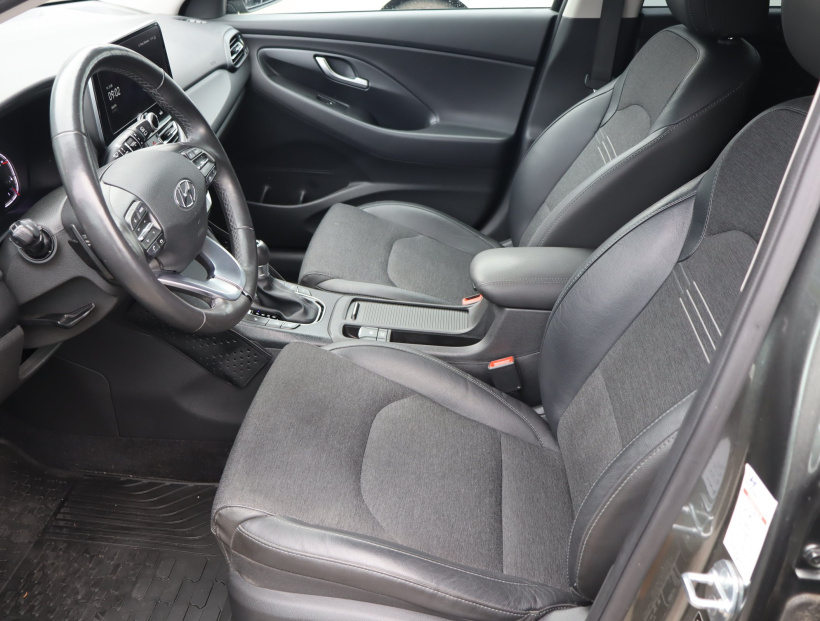 Hyundai i30, 2024