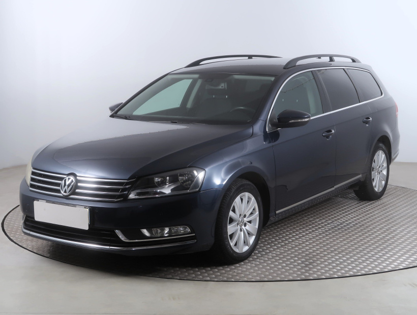 Volkswagen Passat, 2012