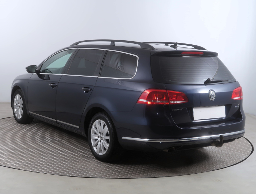 Volkswagen Passat, 2012