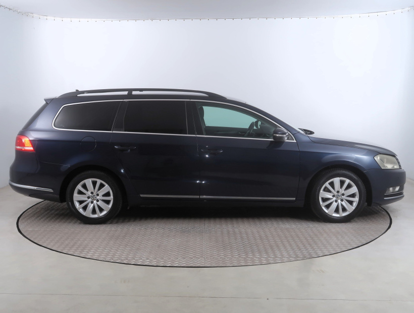 Volkswagen Passat, 2012