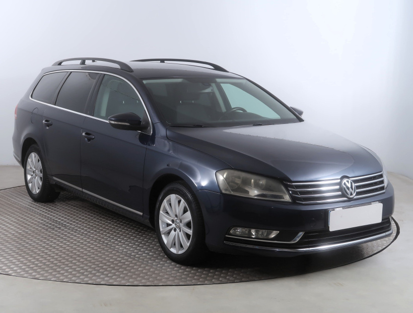 Volkswagen Passat, 2012