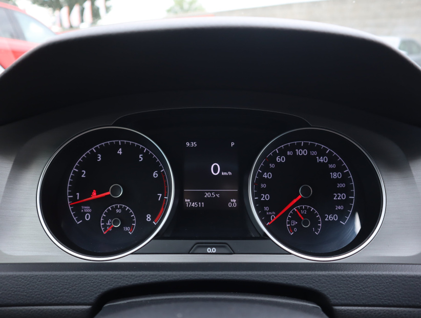 Volkswagen Golf, 2016