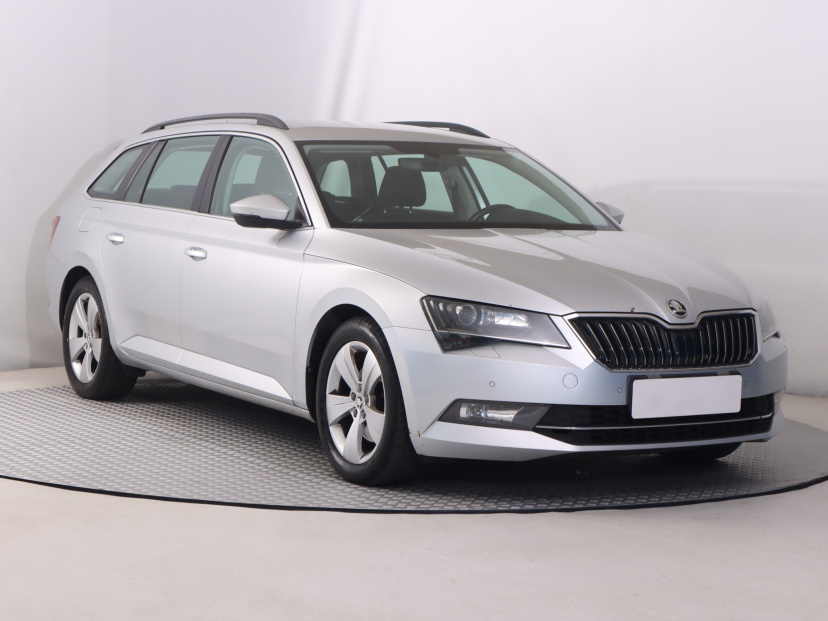 Škoda Superb, 2016