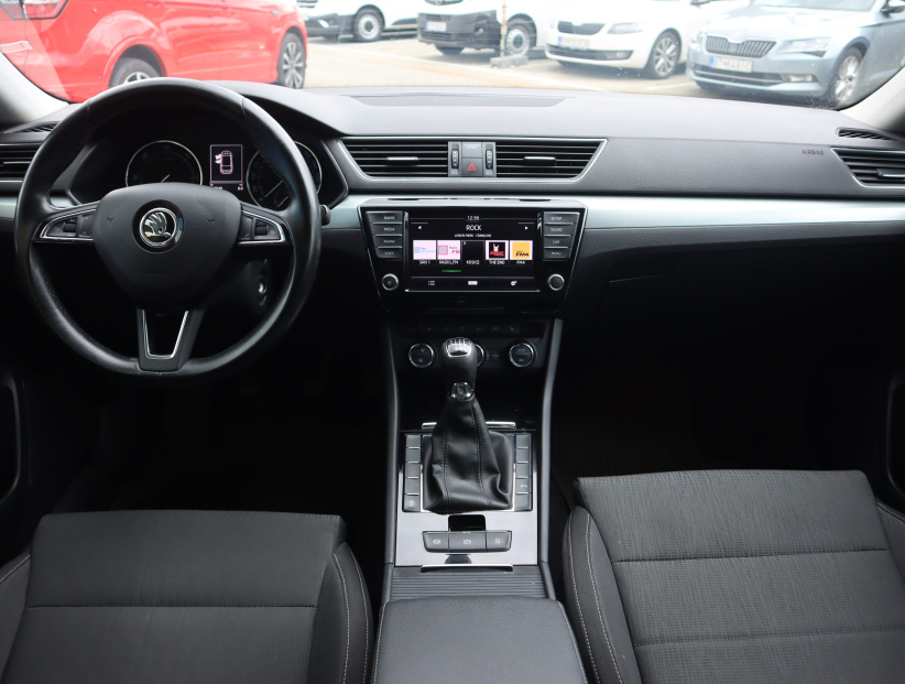 Škoda Superb, 2016