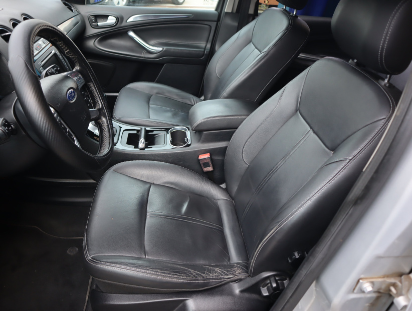 Ford S-Max, 2013