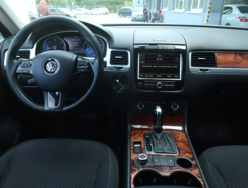 Volkswagen Touareg, 2010