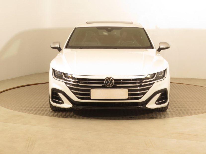 Volkswagen Arteon, 2021