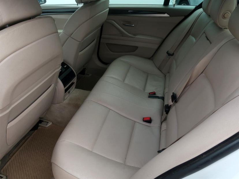 BMW 5, 2011