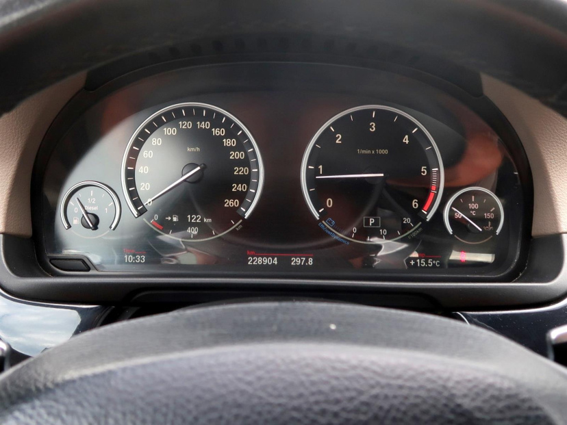 BMW 5, 2011