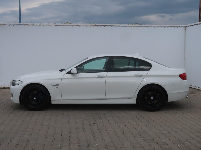 BMW 5, 2011