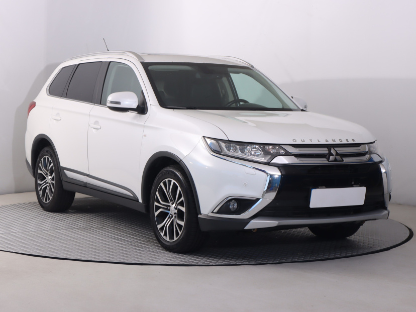 Mitsubishi Outlander, 2016