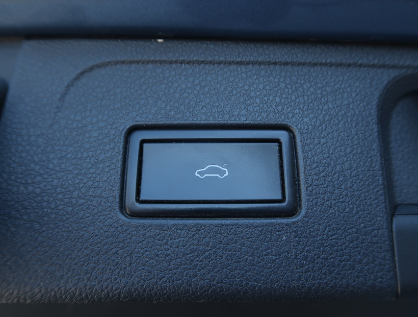 Volkswagen Passat, 2016