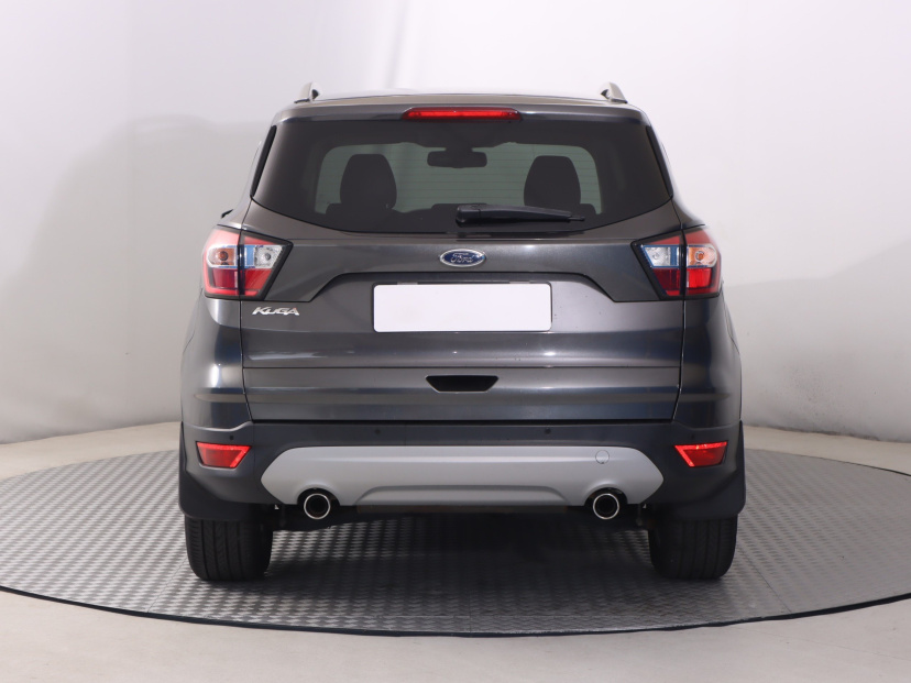 Ford Kuga, 2017