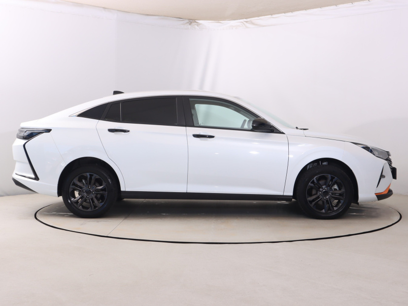Dongfeng Shine, 2024
