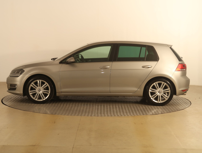 Volkswagen Golf, 2013