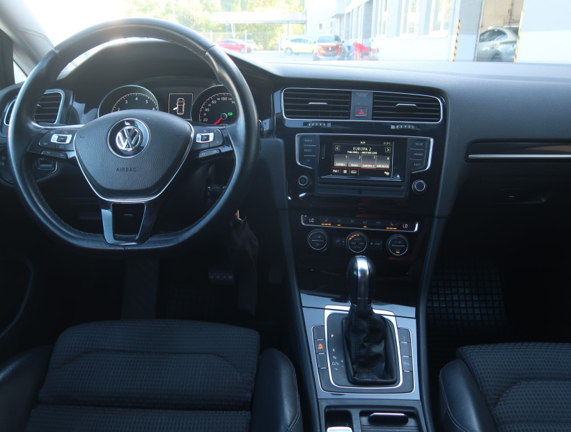 Volkswagen Golf, 2013