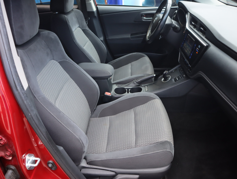 Toyota Auris, 2017
