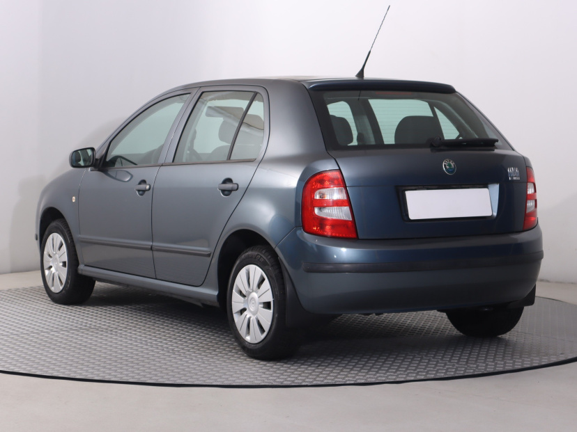 Škoda Fabia, 2004