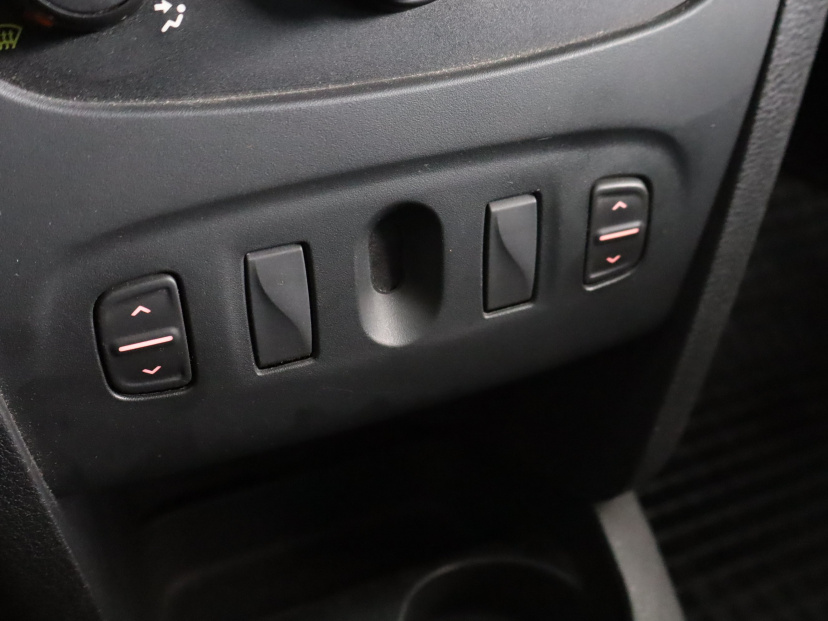 Dacia Sandero, 2013