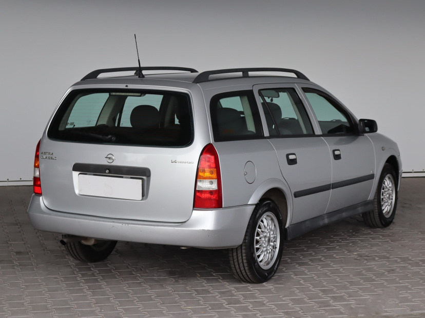 Opel Astra, 2008