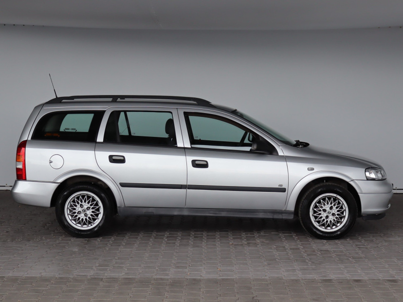 Opel Astra, 2008