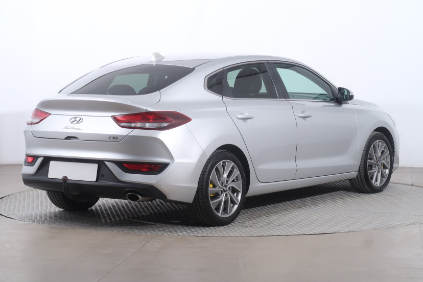 Hyundai i30 Fastback, 2019