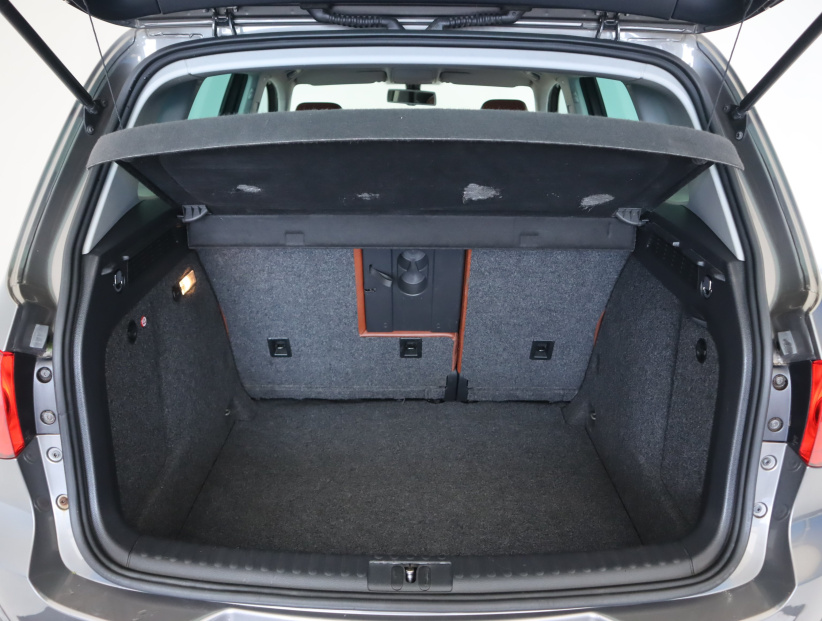 Volkswagen Tiguan, 2011