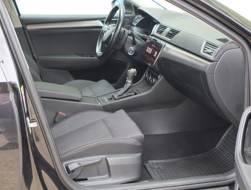 Škoda Superb, 2021