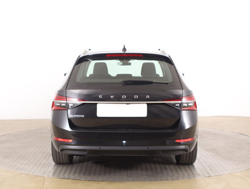Škoda Superb, 2021